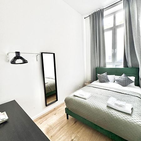 Heaven Homes - Privatzimmer Mit Bad Im Herzen Von Duesseldorf Ngoại thất bức ảnh