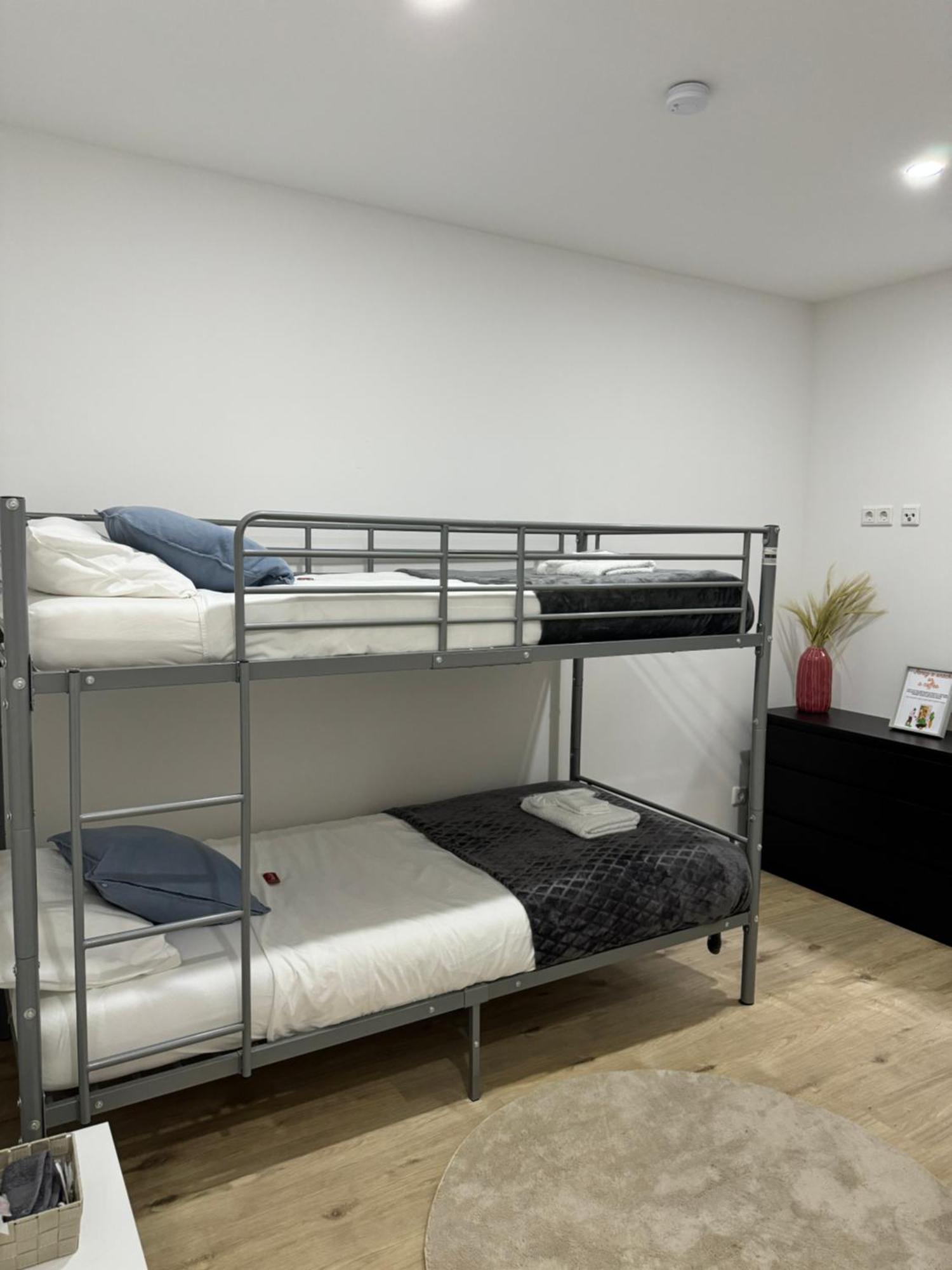 Heaven Homes - Privatzimmer Mit Bad Im Herzen Von Duesseldorf Ngoại thất bức ảnh